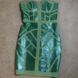 mint green sequin, Vegas style dress. True size Medium. worn once.